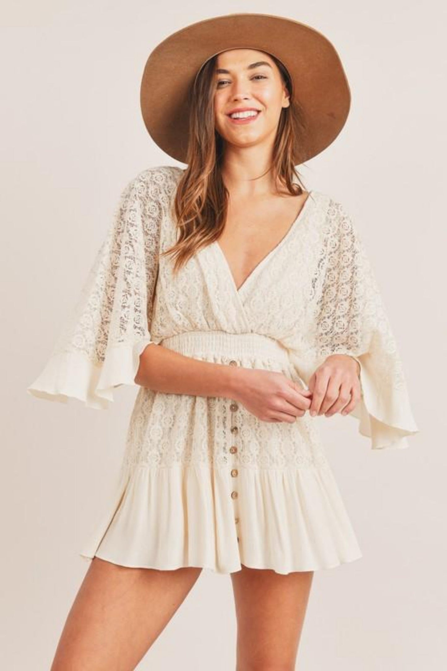 Mira | Vestido Corto de Encaje