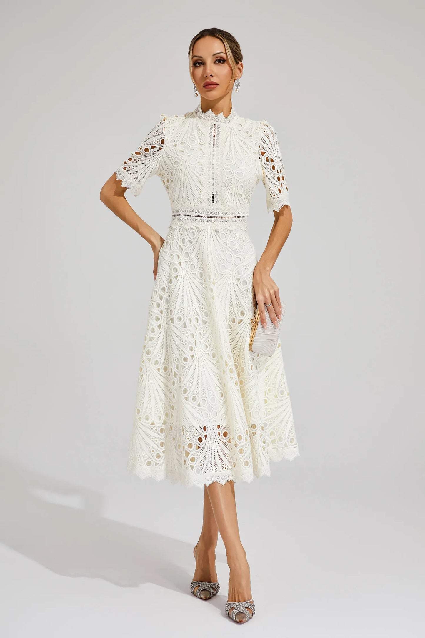 Hallie | Vestido Midi de Encaje