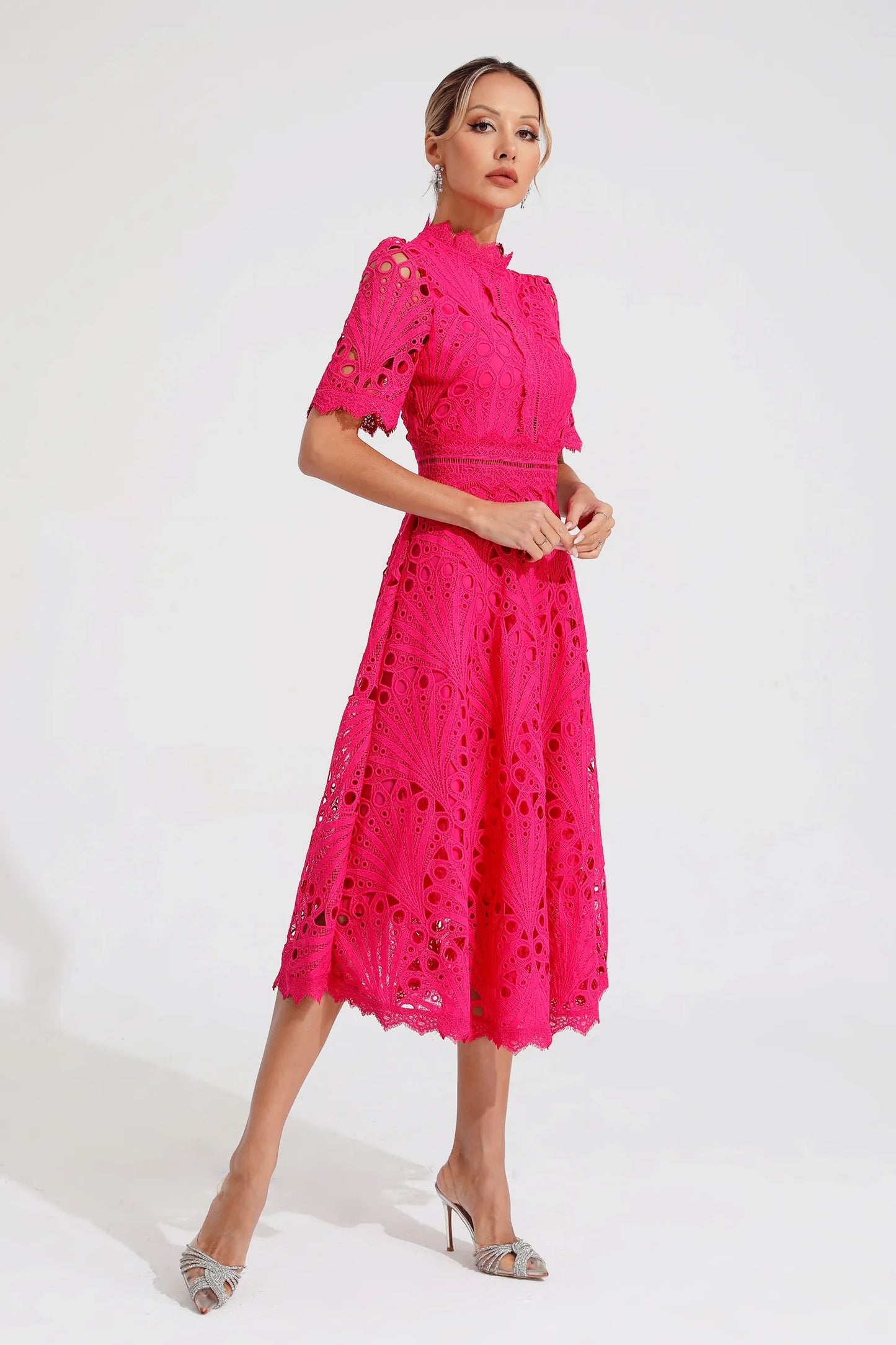 Hallie | Vestido Midi de Encaje