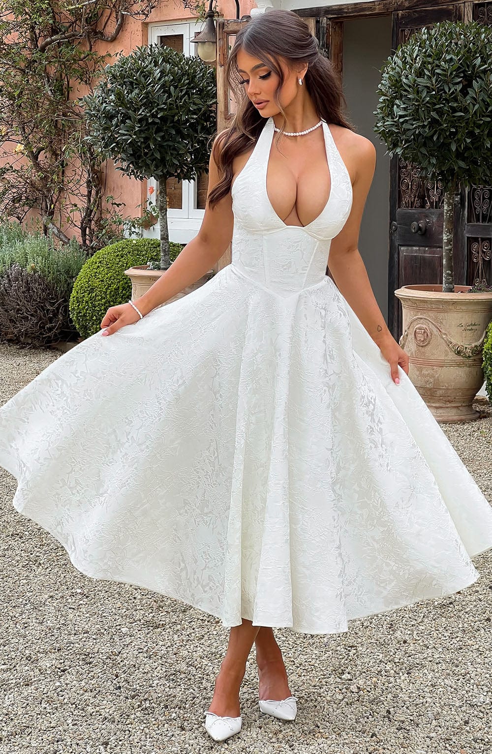 Esmeralda | Vestido Midi sin Mangas con Escote en Haltera
