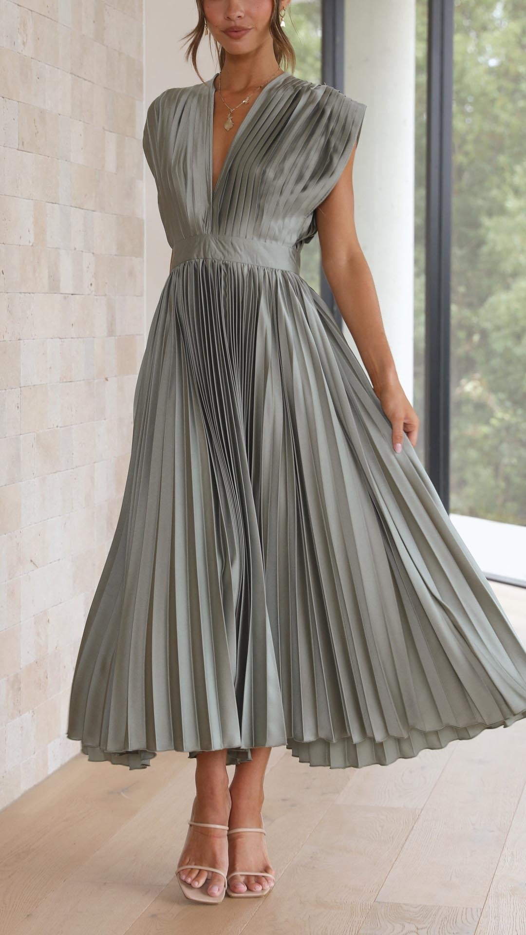 Vestido Elisa™ – Elegancia Plisada