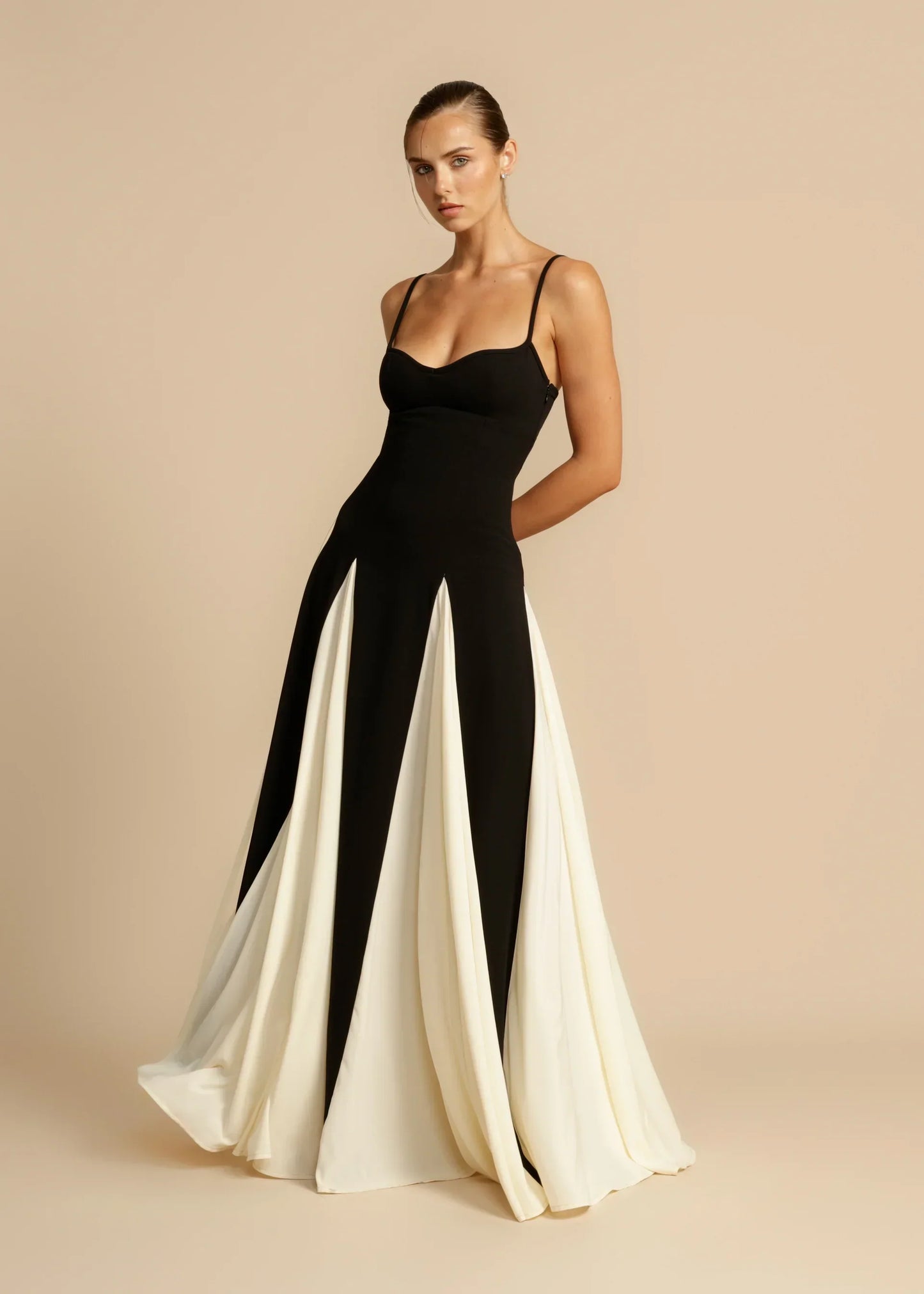 Vestido Beatriz™ | Elegancia Bicolor Atemporal