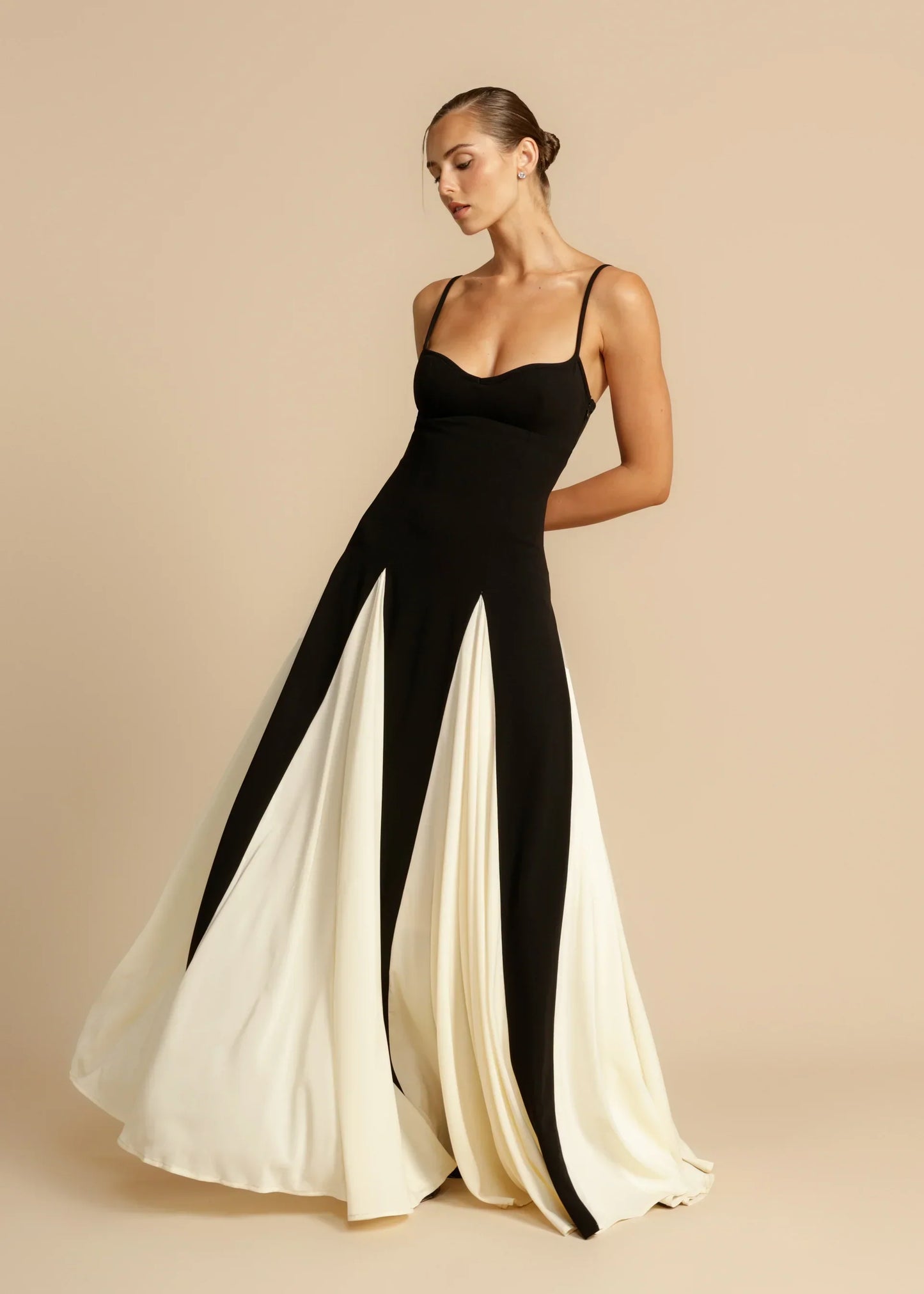 Vestido Beatriz™ | Elegancia Bicolor Atemporal