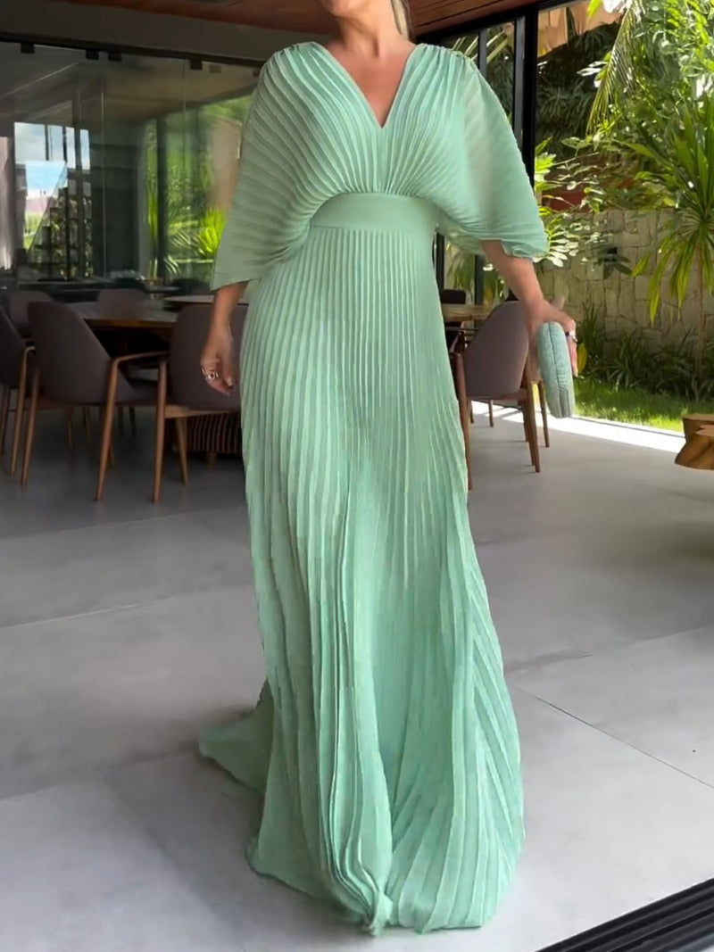Vestido Claudia™️ – Glamour Plisado y Sofisticación