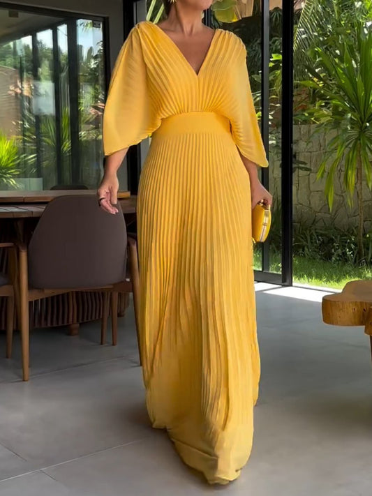 Vestido Claudia™️ – Glamour Plisado y Sofisticación