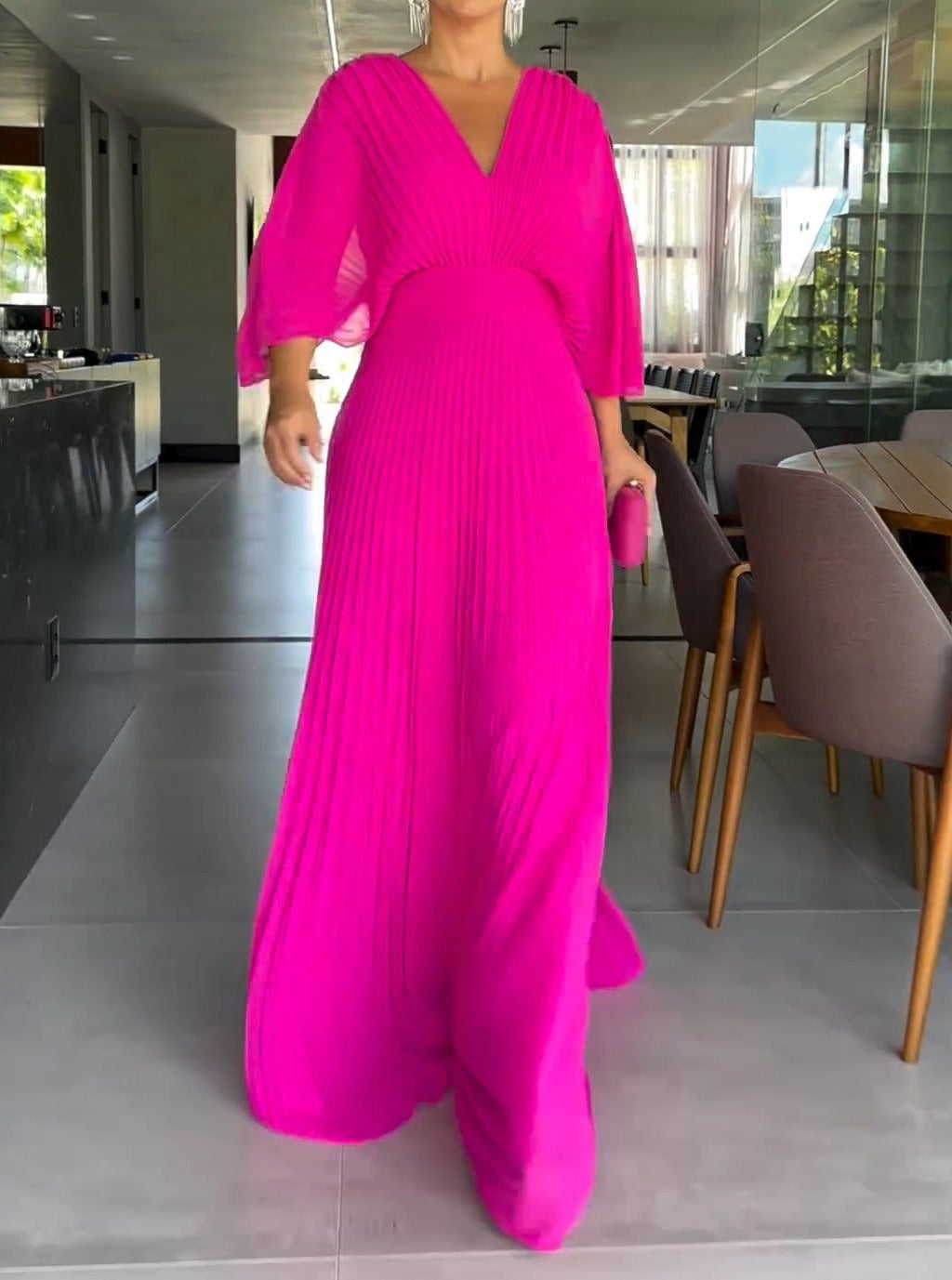 Vestido Claudia™️ – Glamour Plisado y Sofisticación